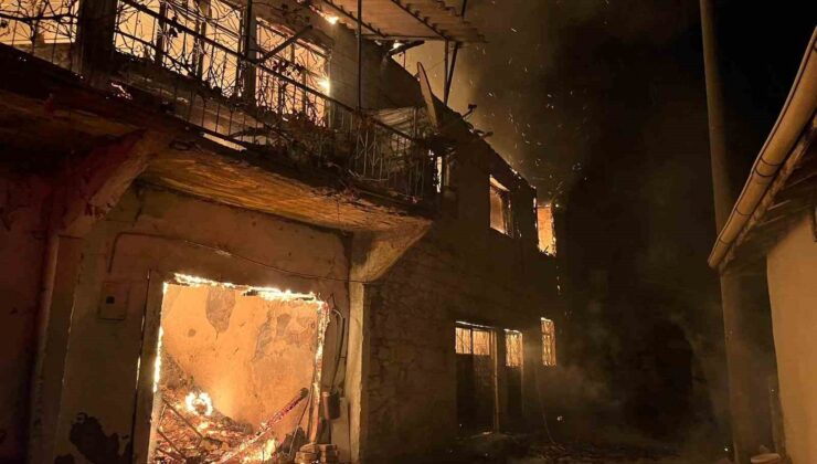 Manisa’da yangın felaketi