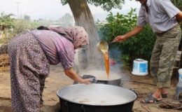 Evlerde geleneksel pekmez telaşı