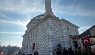 Akhisar Hayber Camii Dualarla İbadete Açıldı