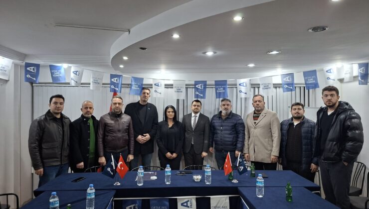 Manisa Şehit Aileleri ve Gaziler Derneği’nden Anahtar Parti’ye Ziyaret